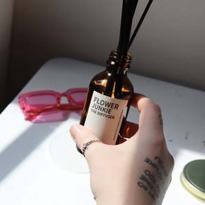 Amberjack Candles Diffusers: Flower Junkie Reed Diffuser