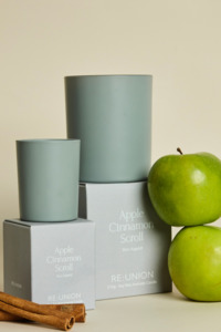 Re Union: Apple Cinnamon Scroll 210g Soy Candle