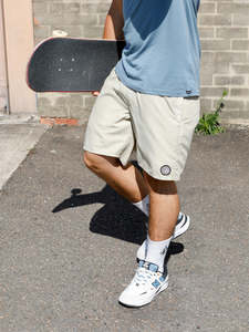 Best Bits: Center Trunk 17" Short - Oyster Grey