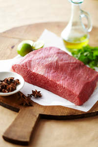 Beef: Whole Beef Brisket (NZ Grass Fed) 1kg / 2kg