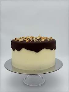 Snickers Cake