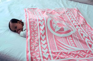 Products: Pele Ivy Minky – Pink flower