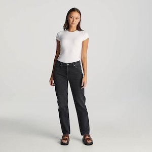 Wrangler: Mid Tori Slim Straight Jean - After Dark