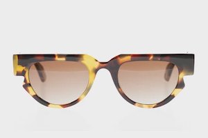 Traige Honey Tort Sunglasses