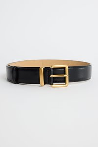 Accessories: Luxe Black Leather Matte Gold Buckle Belt