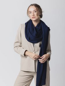 Accessories: The Stratford Wool Scarf - Navy