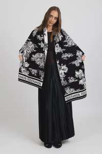 Federation: River Scarf - Black/White