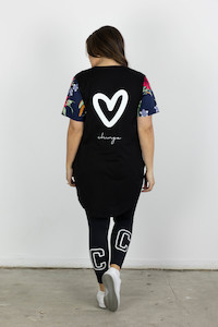 T-shirt: MELODY MARY JANE TEE