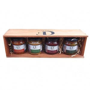 variable: Wooden Gift Box - Chutney/Pickle Set