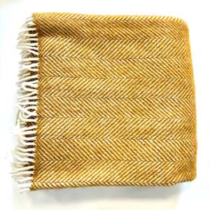 Products: Magnus Throw