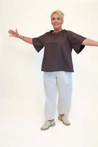 Top: Casey Top - Chocolate