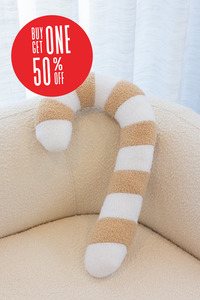 Accessories: Beige Cany Cane Christmas Cushion