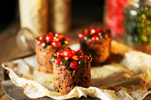 Products: 370g Mini Christmas Cakes Christmas Pudding Factory