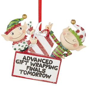 Hanging Decoration: Gift Wrapping Elves Hanging Ornament