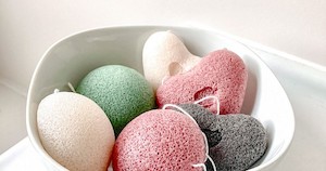 Gift Ideas: Konjac Sponge - Half Ball