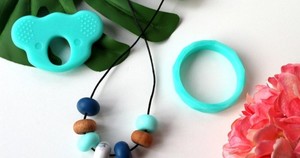 Silicone Jewellery: Bubba Chew Blue Skies Gift Set with Koala Teether