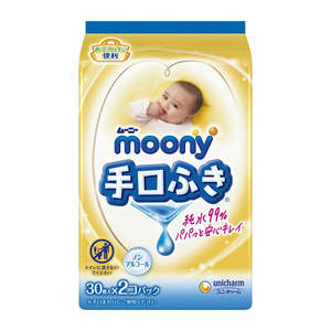 Mama: Uni-Charm Moony On-the-Go Hand and Mouth Wipes 30 wipes x 2