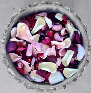 Rose Petals: Romance Blend Rose Petals