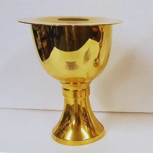 Chalices And Patens: Chalice And Paten Goldtone (H-7 Inches)