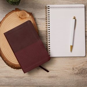 NKJV Value Thinline Bible Compact Burgundy Imitation Leather