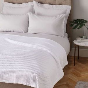 Baksana: Artemis Waffle Blanket