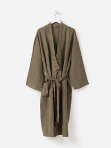 Bathroom: Ivy Men's Linen Robe