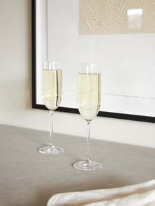 Commercial Glassware: Nude Vintage Champagne Glass