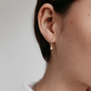 Jewellery: Mini Pearl Sleepers