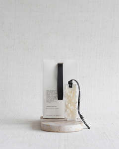 Laundry: Wax Tab | Burnt Cashmere