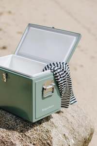 Outdoor: Chilly Bin | Sage Green