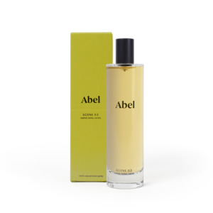 Fragrance: Scene 03 - leather. tonka, vanilla