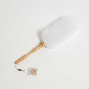 Homewares: Sheepskin Duster Ivory - 20cm