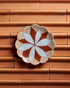 Homewares: June's Daisy Plate | Geo