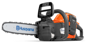 Chainsaws: Husqvarna 225i Chainsaw