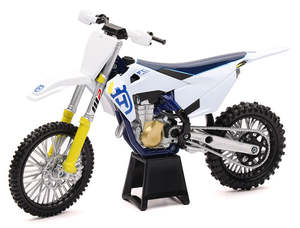 Toys Models: MODEL DIRT BIKE HUSQVARNA FC450 1:12 SCALE BY NEW RAY