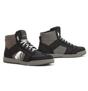 Motorcycle Road Boots: Forma Ground Dry - Urban