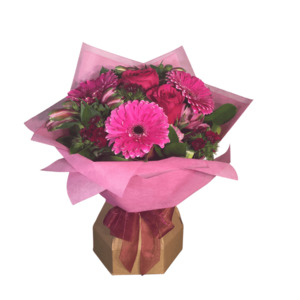 Christmas: Modern Flower Water Box