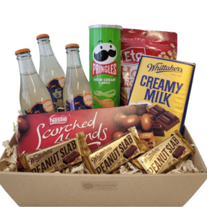 Mens Gift Basket: Boxes For Blokes - Ginger Beer
