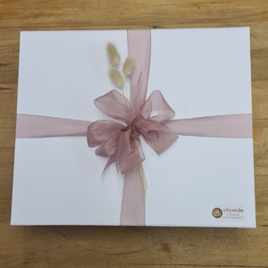 Products: Step 1 - Choose Your Gift Box Container - Blush Box