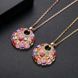 Bijoux: Bijoux Multi-Stone Crystal Disc Necklace
