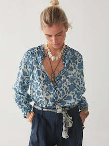 Maison Hotel: Maison Hotel Beatrice Blouse