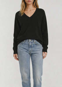 Alete Trevi V-Neck Black Jumper