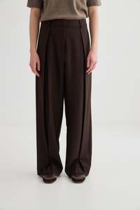 Laing Invert Pleat Trouser Truffle