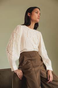 Indi & Cold Blanco Lace Blouse