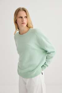 Knitwear: Laing Mint Cashmere Oversized Crew
