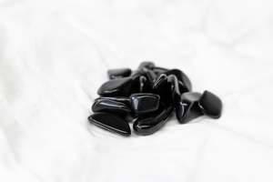 Black Obsidian Tumblestones