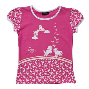 Products: Spring Lambs – childrens New Zealand souvenir tee – Clarke Design
