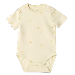 Garbo & Friends Button Under Daisy