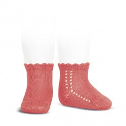 Summer End: Condor Short Lace Socks Coral