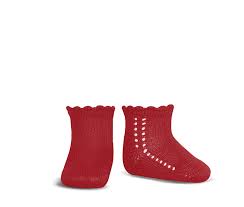 Summer End: Condor Short Lace Socks Red